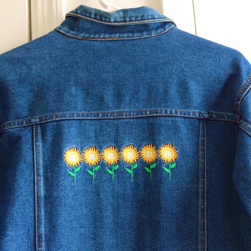 Vintage M&Ms Las Vegas Denim Jacket - Picture 5 of 6